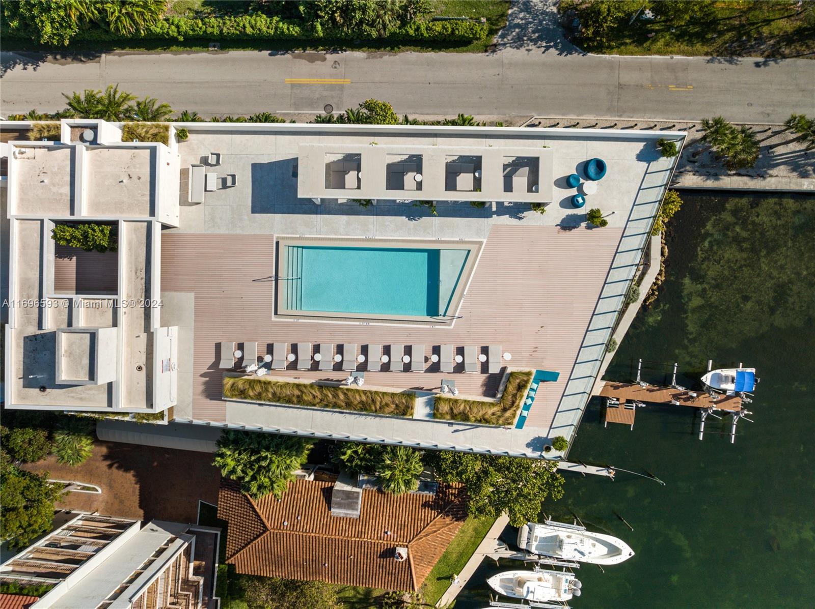 BRICKELLS FLAGLER - Residential
