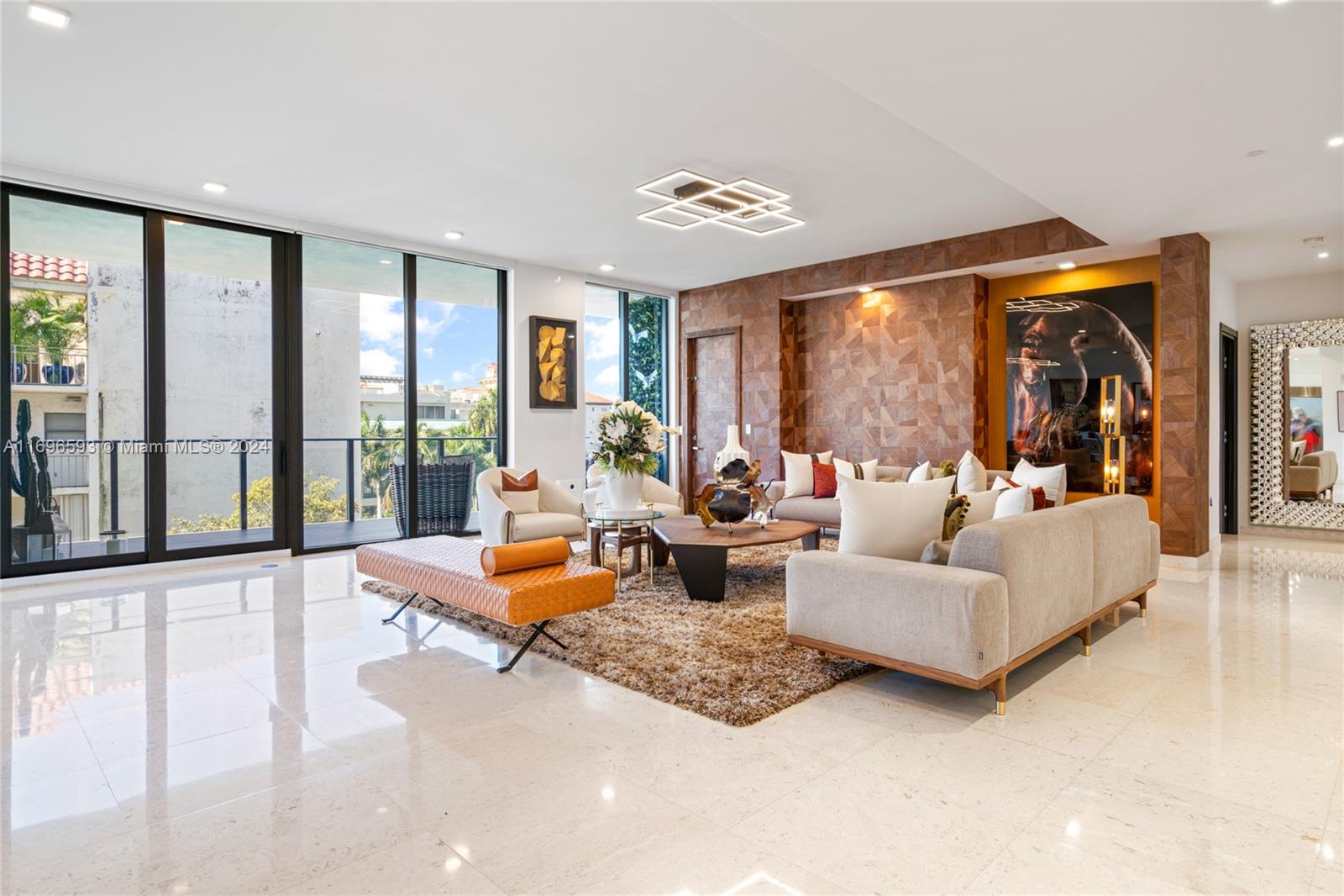 BRICKELLS FLAGLER - Residential