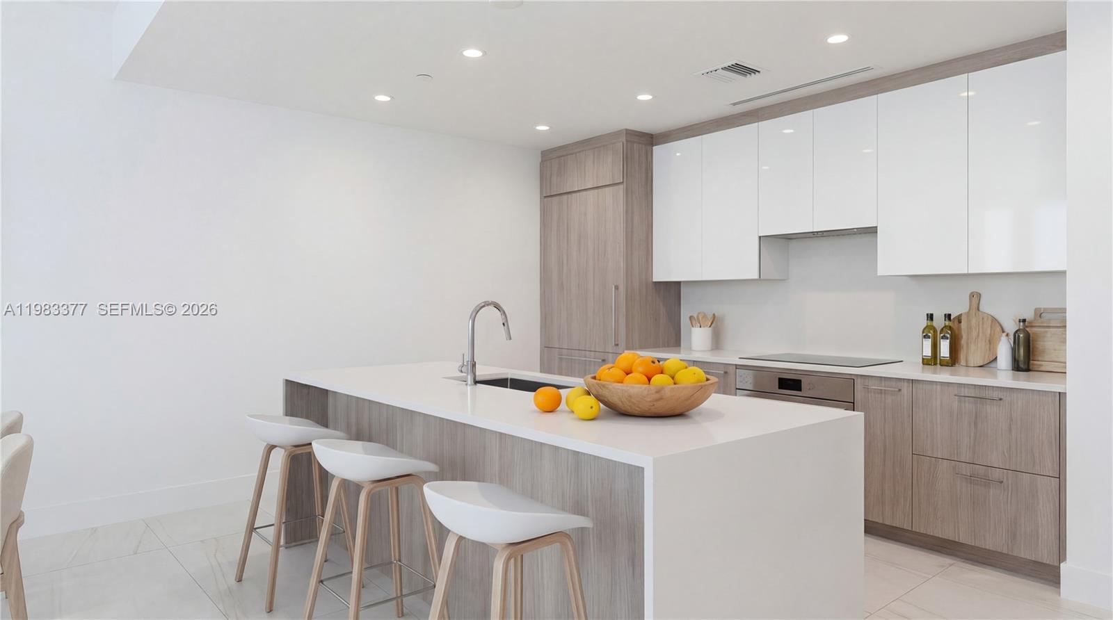 SELENE OCEANFRONT RESIDEN - Residential