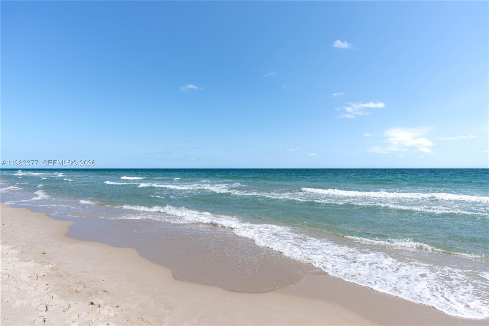 SELENE OCEANFRONT RESIDEN - Residential