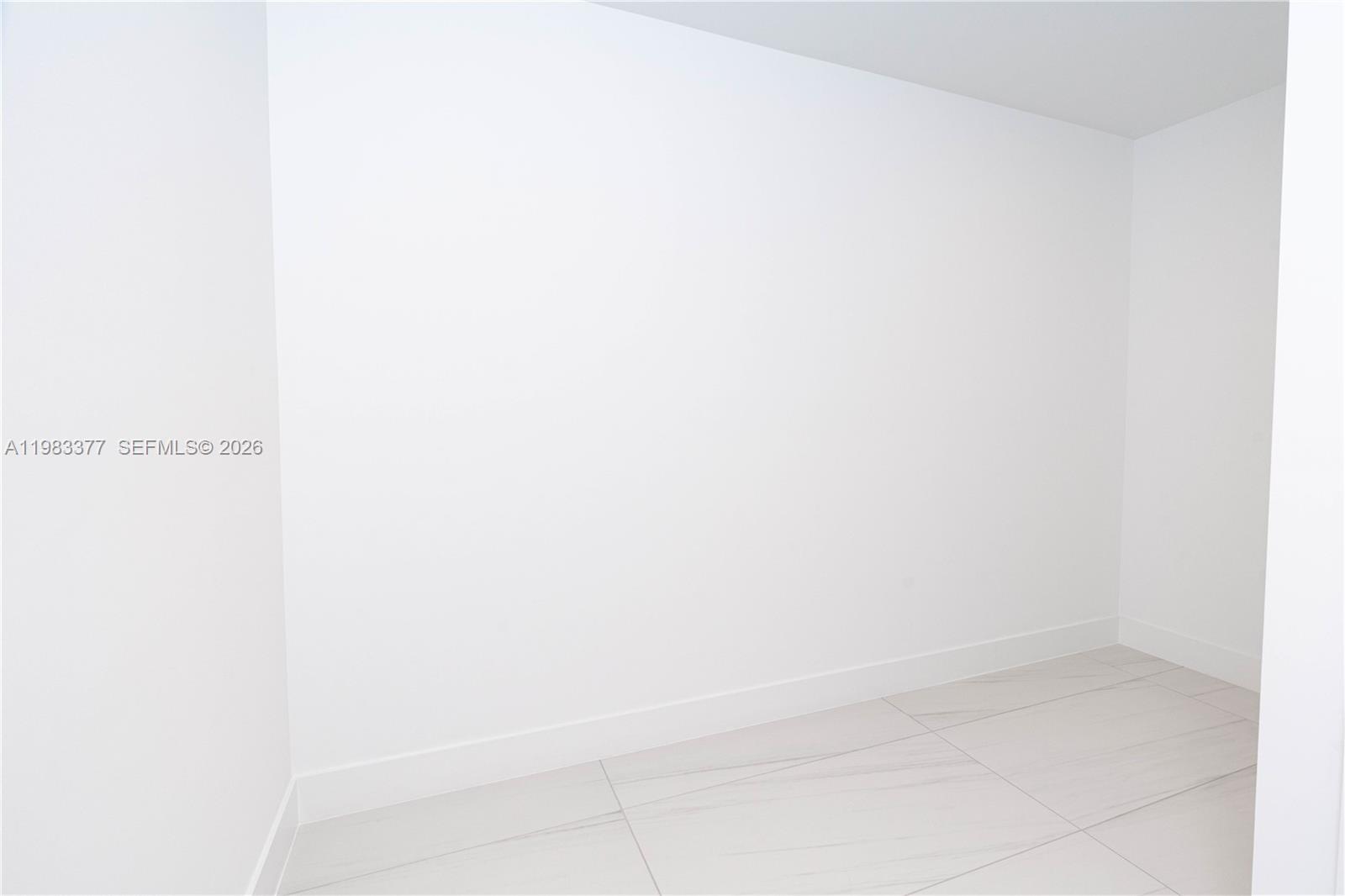 SELENE OCEANFRONT RESIDEN - Residential