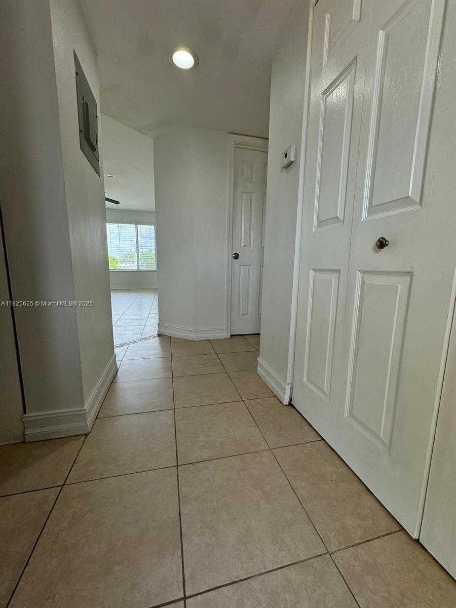 9919 Twin Lakes Dr 26-L