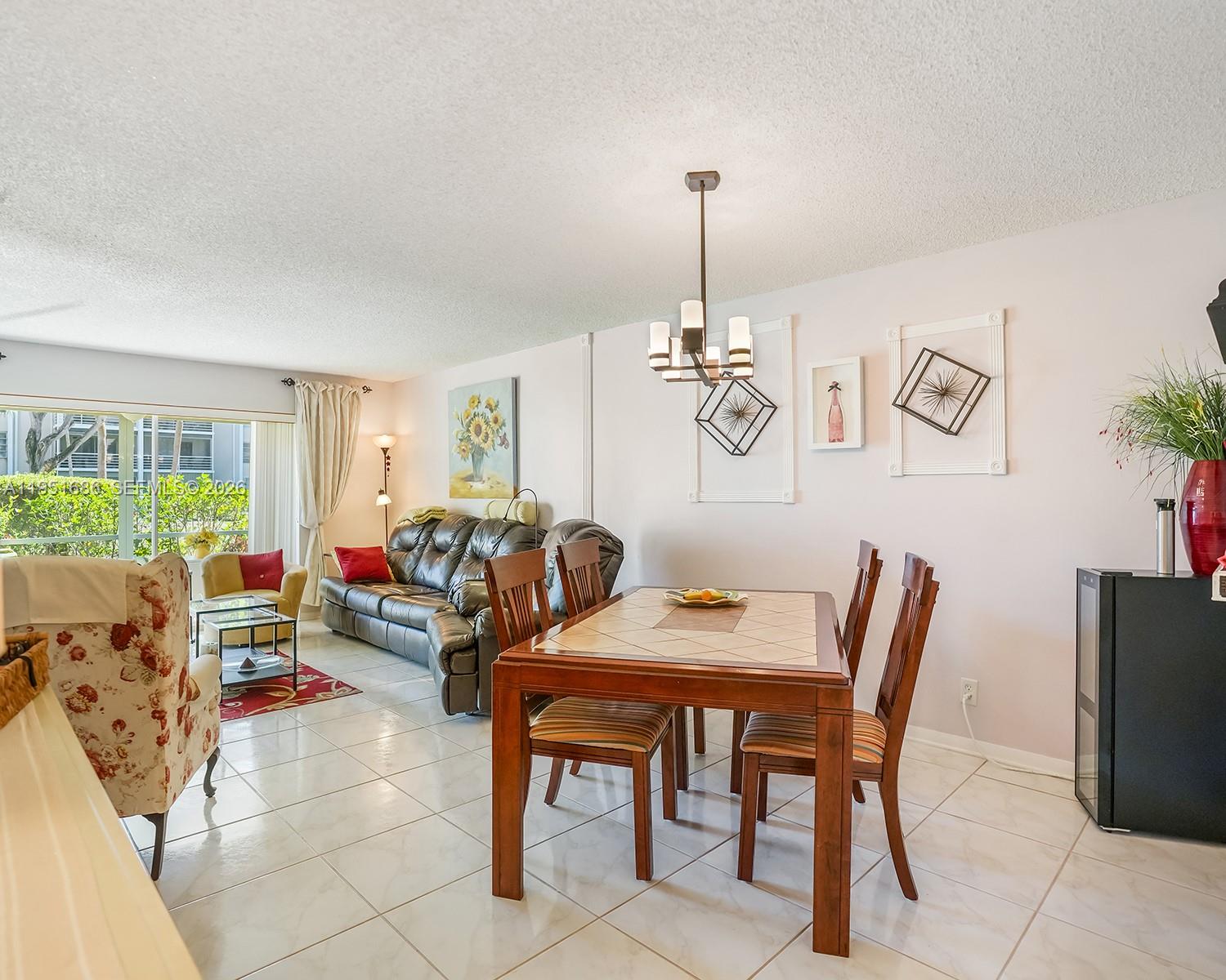 LAS VISTAS H IN INVERRARY - Residential