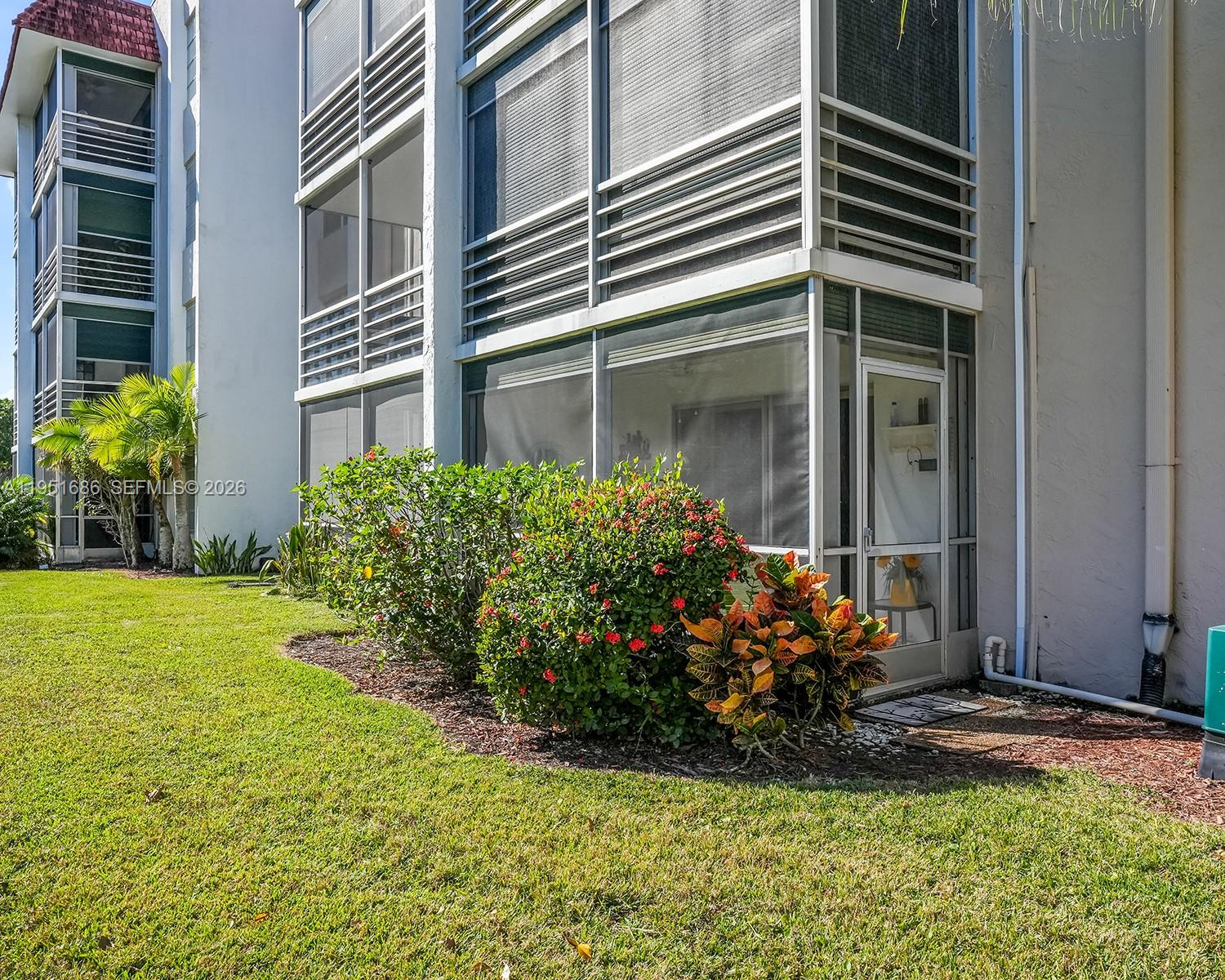 LAS VISTAS H IN INVERRARY - Residential