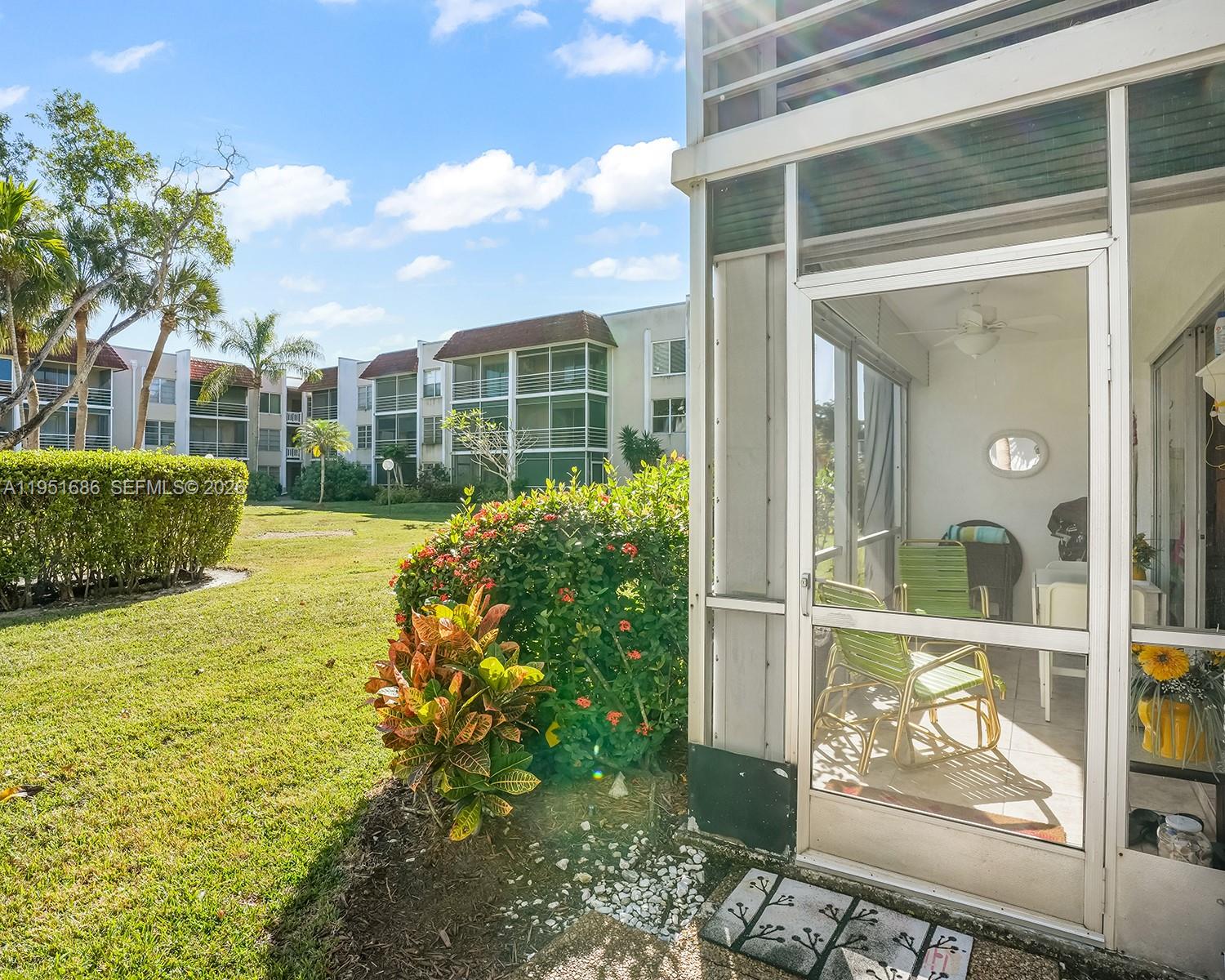 LAS VISTAS H IN INVERRARY - Residential