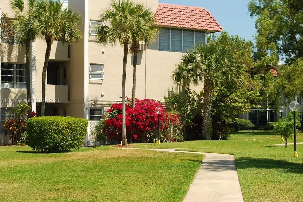 LAS VISTAS H IN INVERRARY - Residential