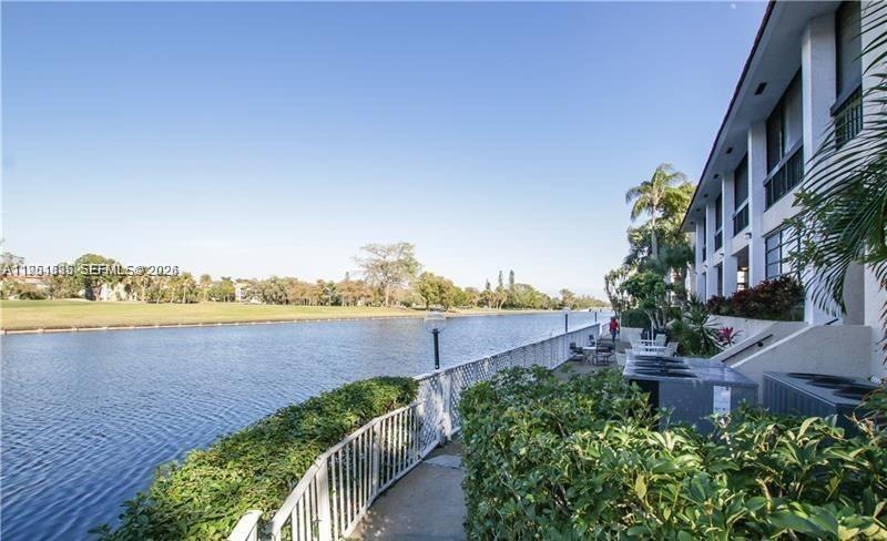 LAS VISTAS H IN INVERRARY - Residential