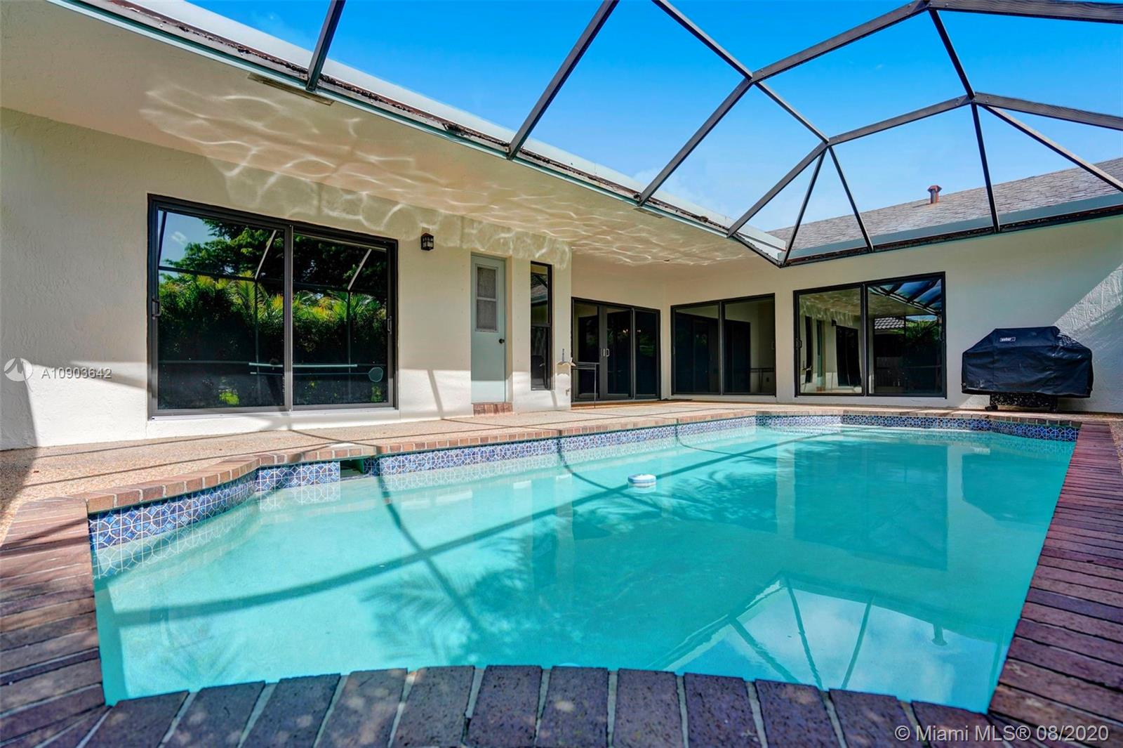 CROSSINGS - Residential