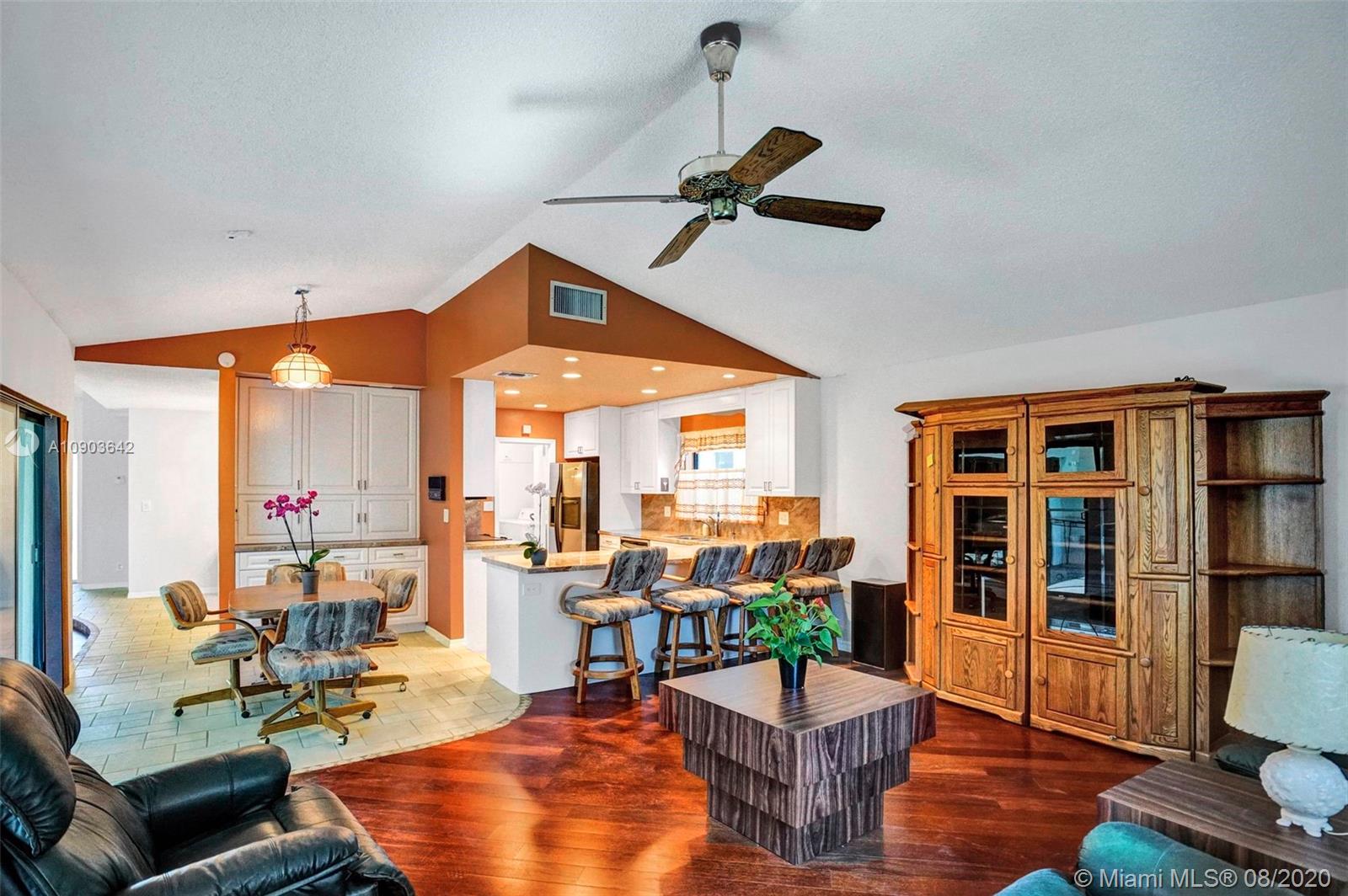 CROSSINGS - Residential