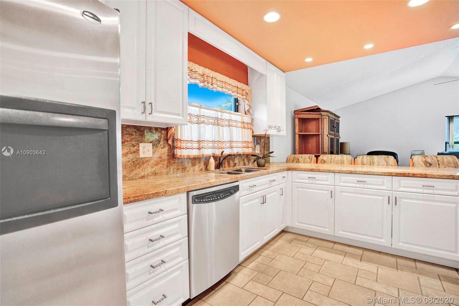 CROSSINGS - Residential