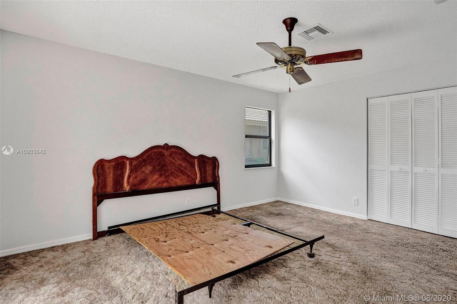 CROSSINGS - Residential