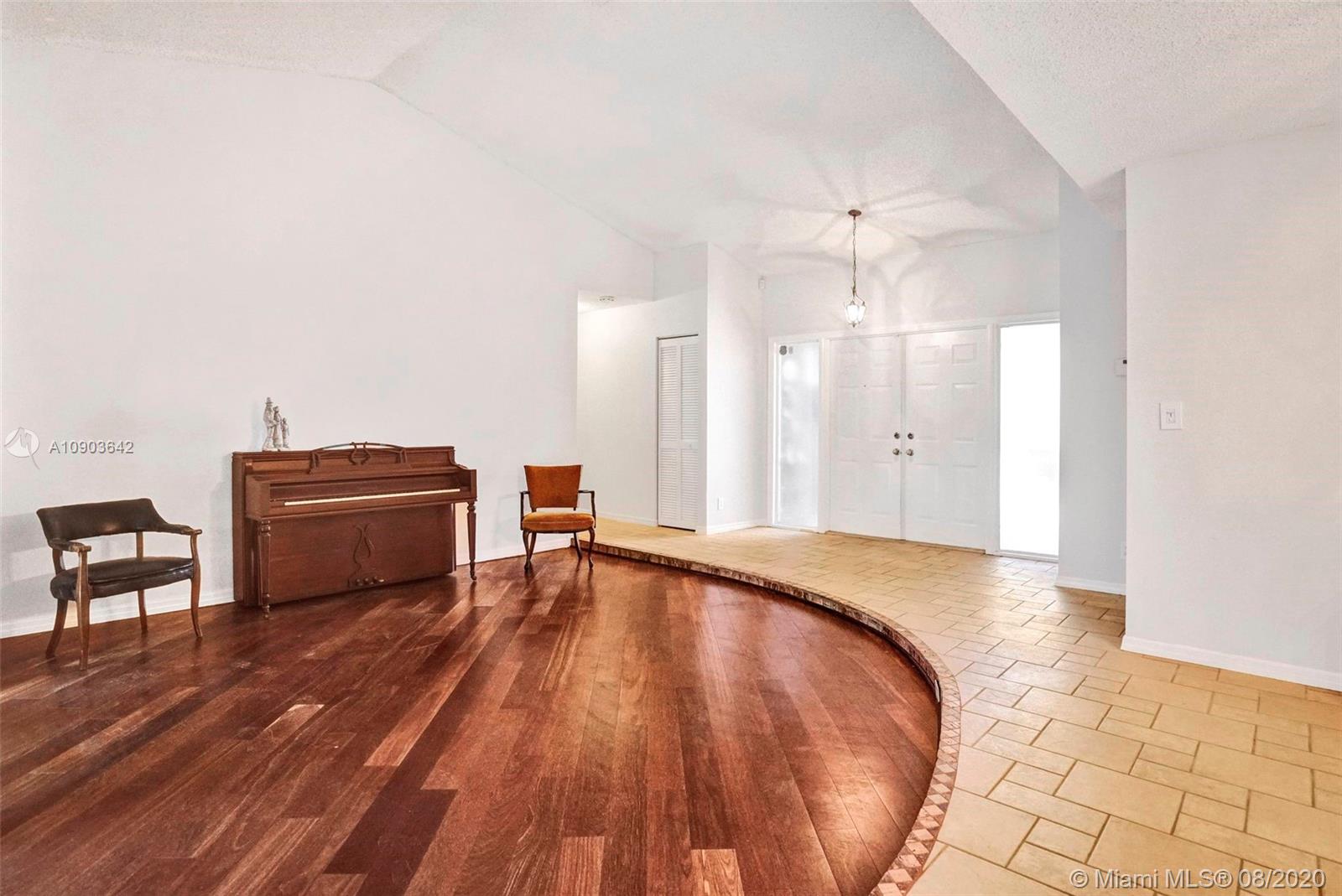 CROSSINGS - Residential