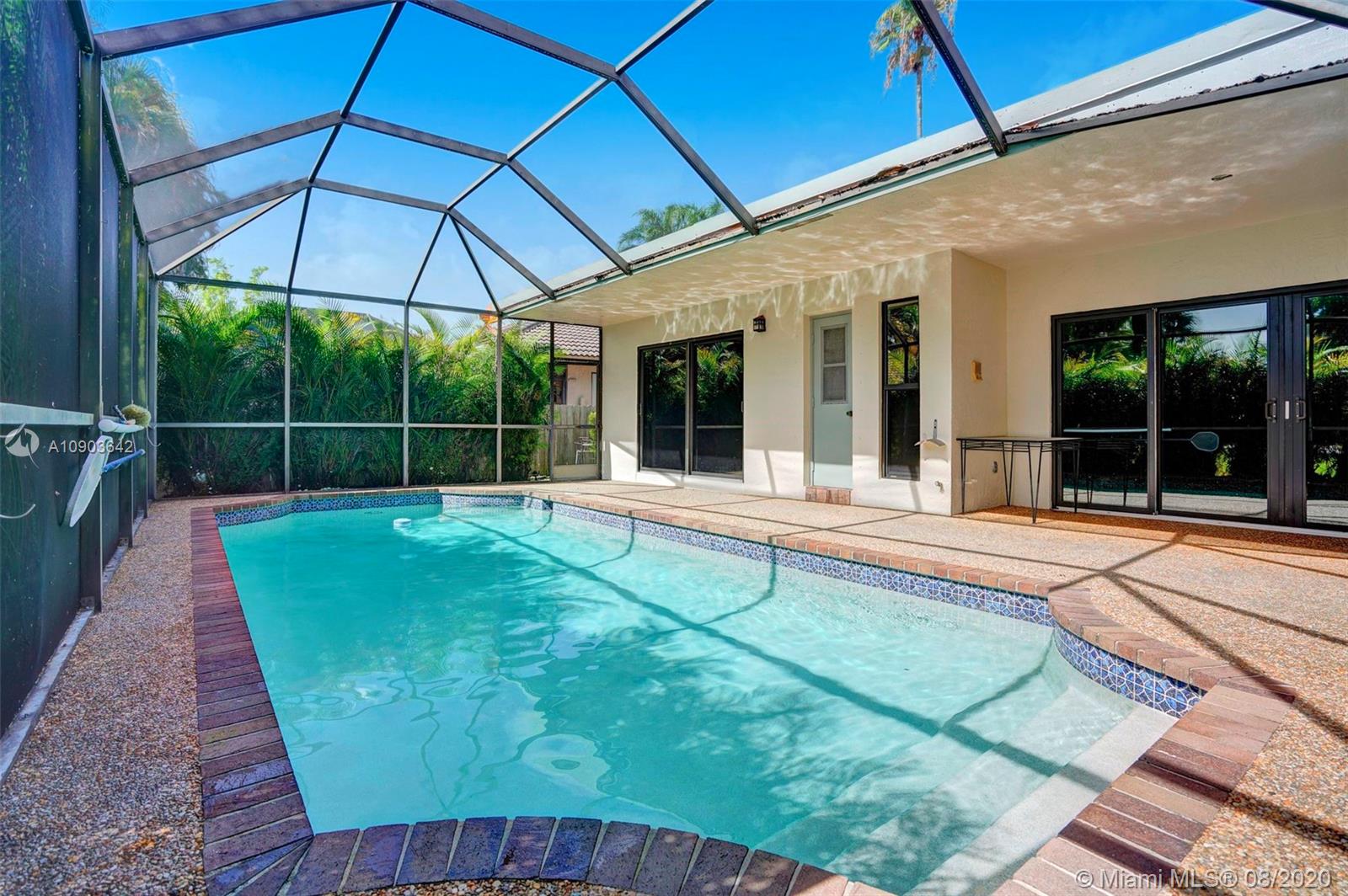 CROSSINGS - Residential