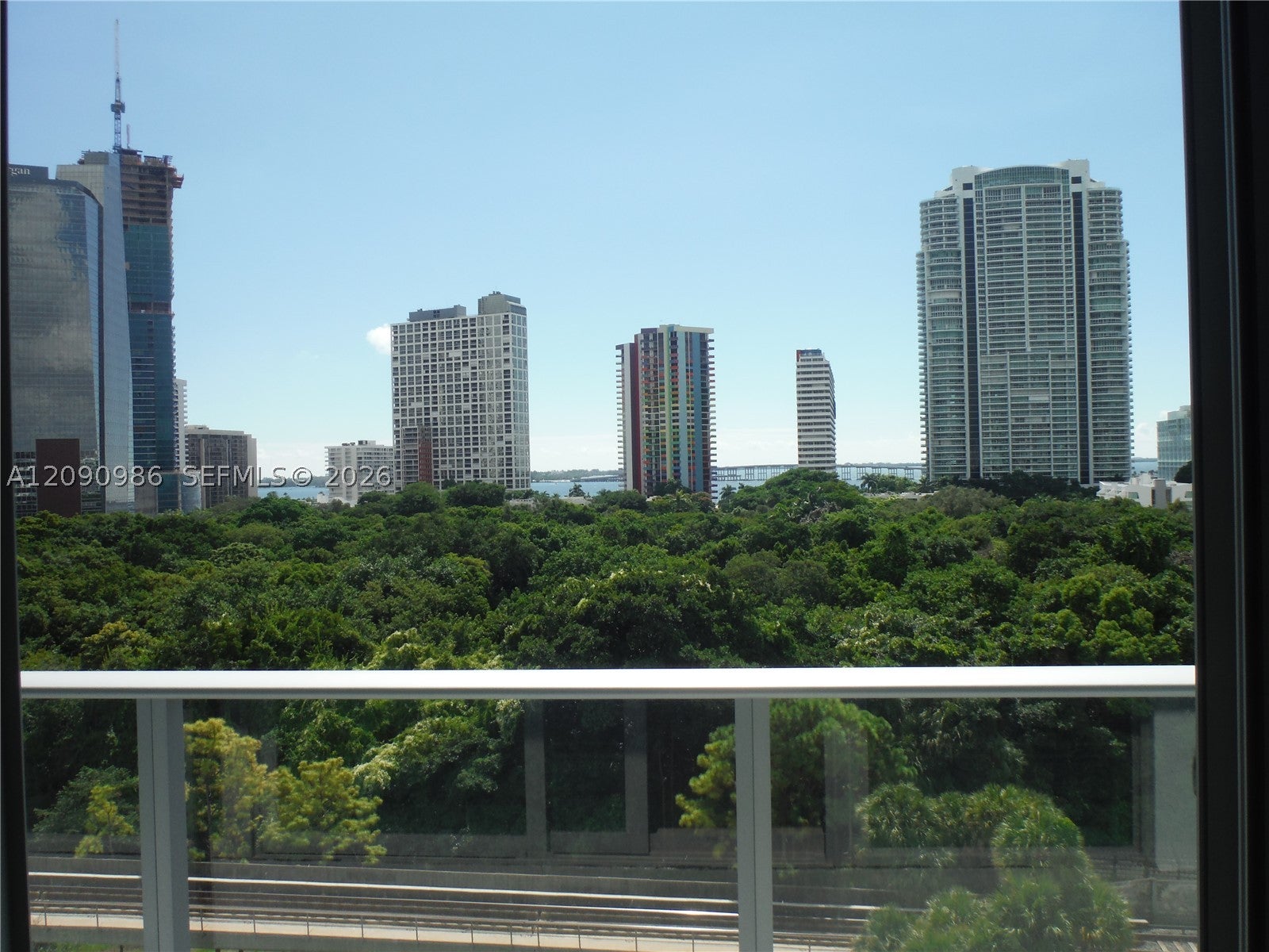 1600 SW 1st Ave 811