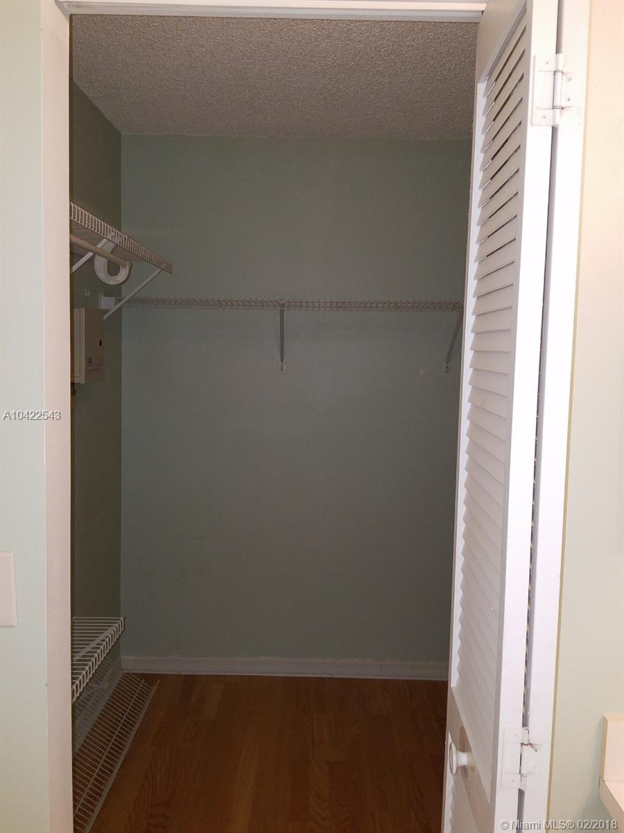 TWIN FOUNTAINS PH 2 - Residential