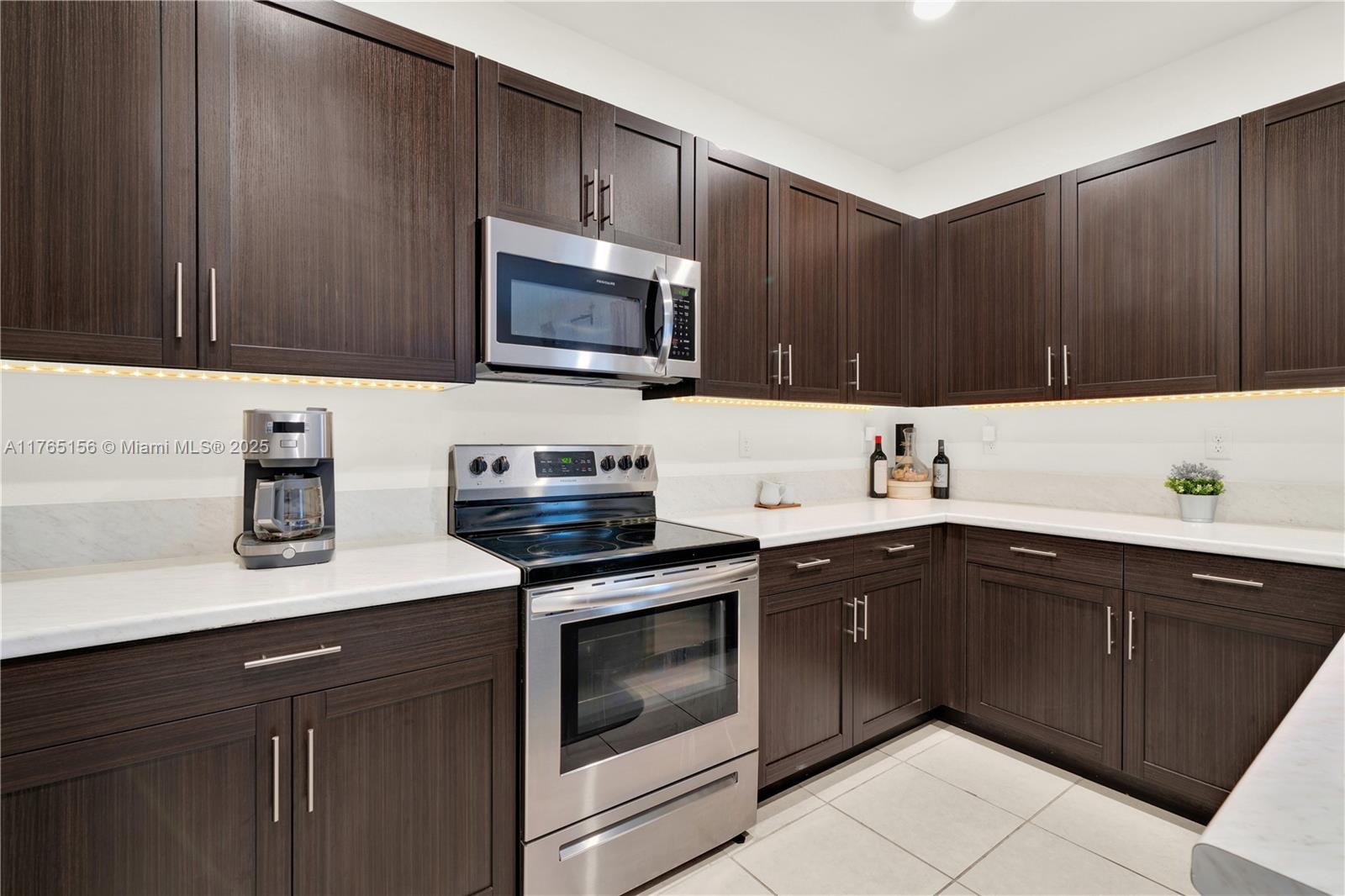 SILVER PALM RESIDENTIAL H - Residential