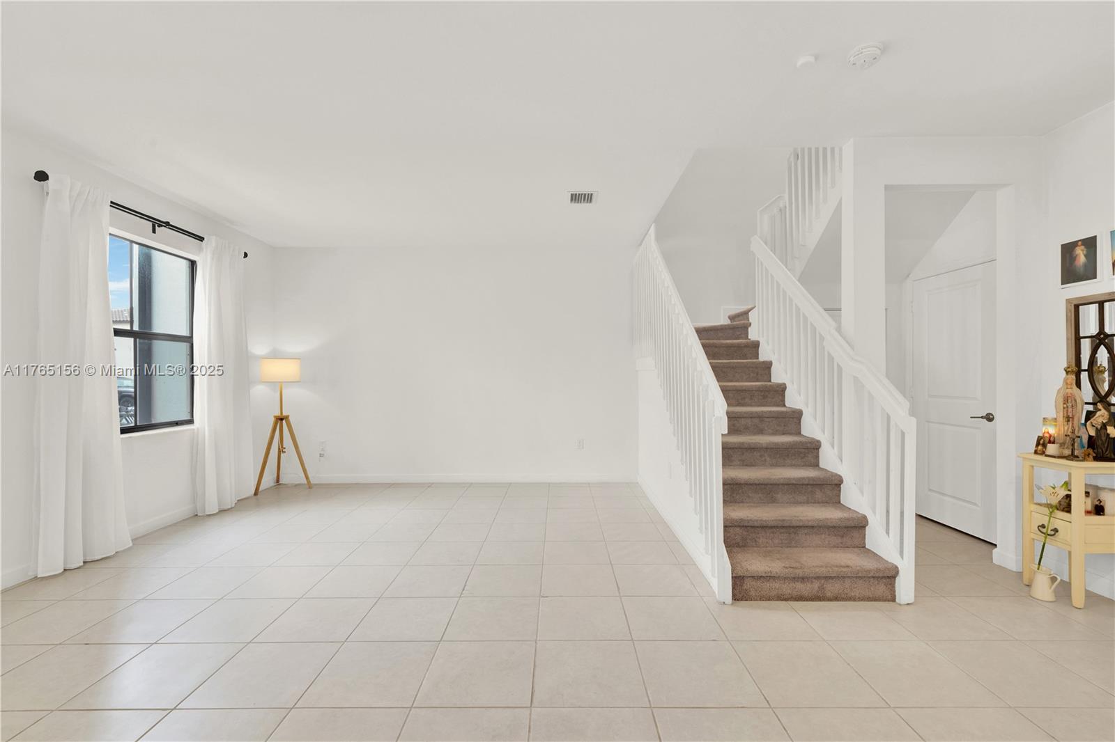 SILVER PALM RESIDENTIAL H - Residential