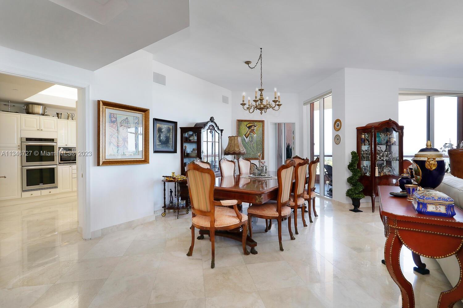 THE GABLES CONDO - Residential