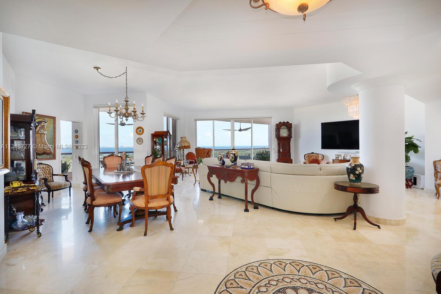 THE GABLES CONDO - Residential