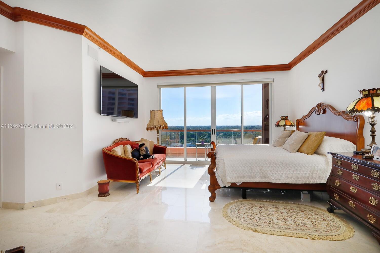 THE GABLES CONDO - Residential