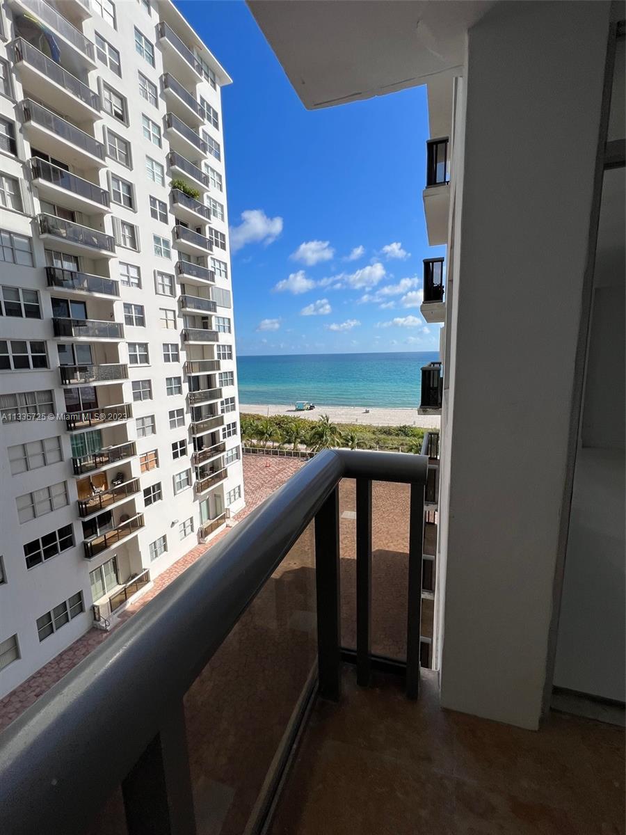Live right on the Ocean!! Just remodeled 2/2 apartment in famous Maison Grande in Miami Beach offered for rent. This is a self service building with provides 24/7 security, Gym, management on site, BBQ area, Sauna, Valet service, great and complete convenience store, children's playground, free umbrellas and chairs at the beach, and much more. Apartment has been remodeled with a delicate ambiance, great kitchen, nice rooms and bathrooms.
Please take into consideration that Managemente requires a 700 credit scroe and proof of funds and 3 times the rent, also Pool is under constuction.