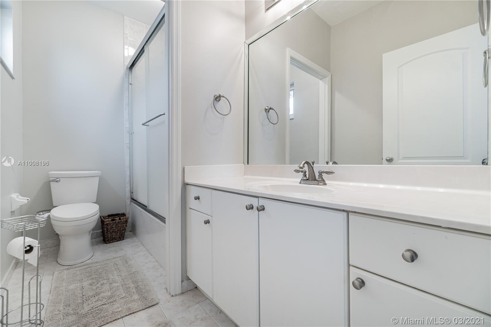 MONACO ESTATES AT KENDALL - Residential