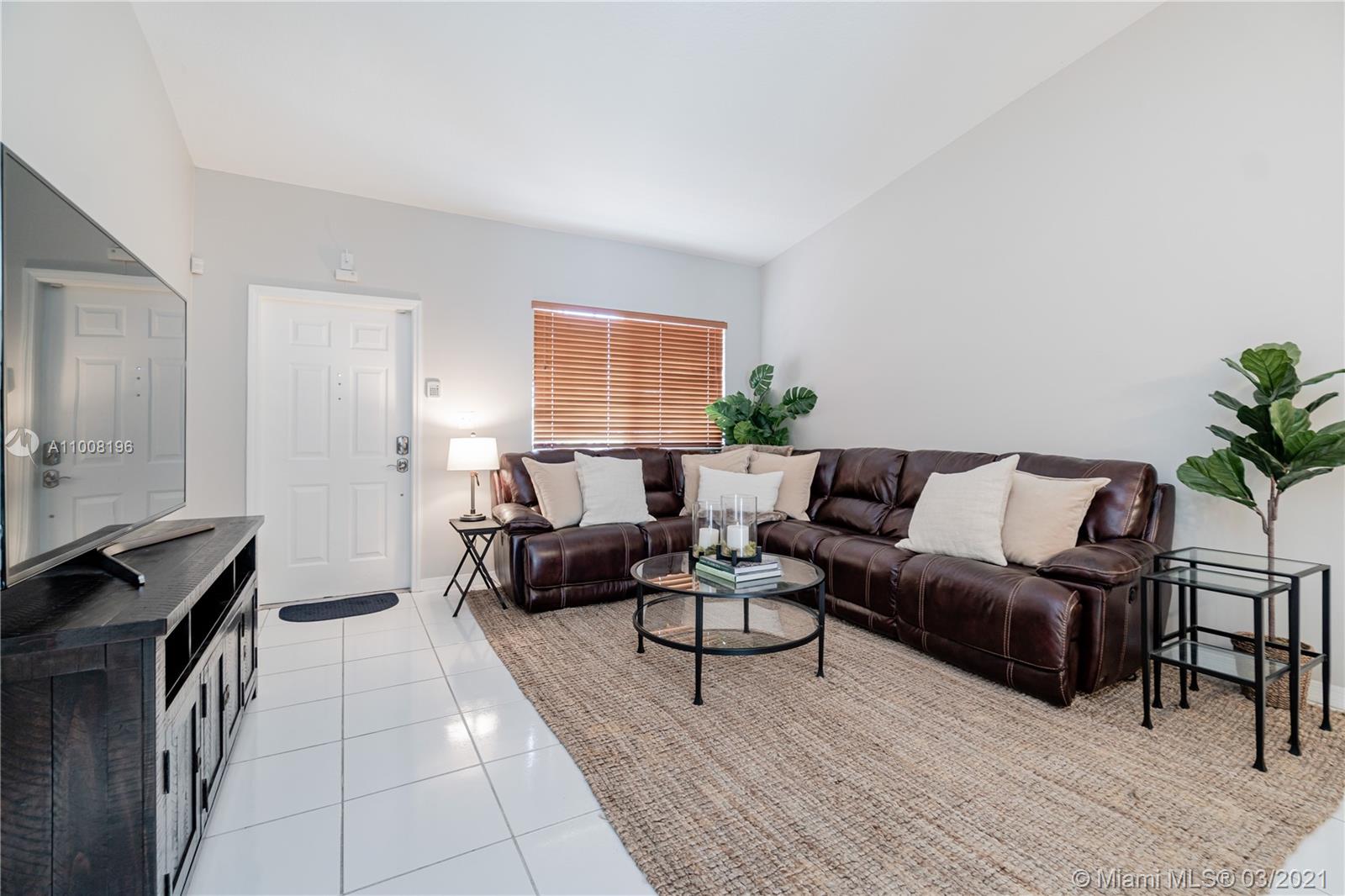 MONACO ESTATES AT KENDALL - Residential