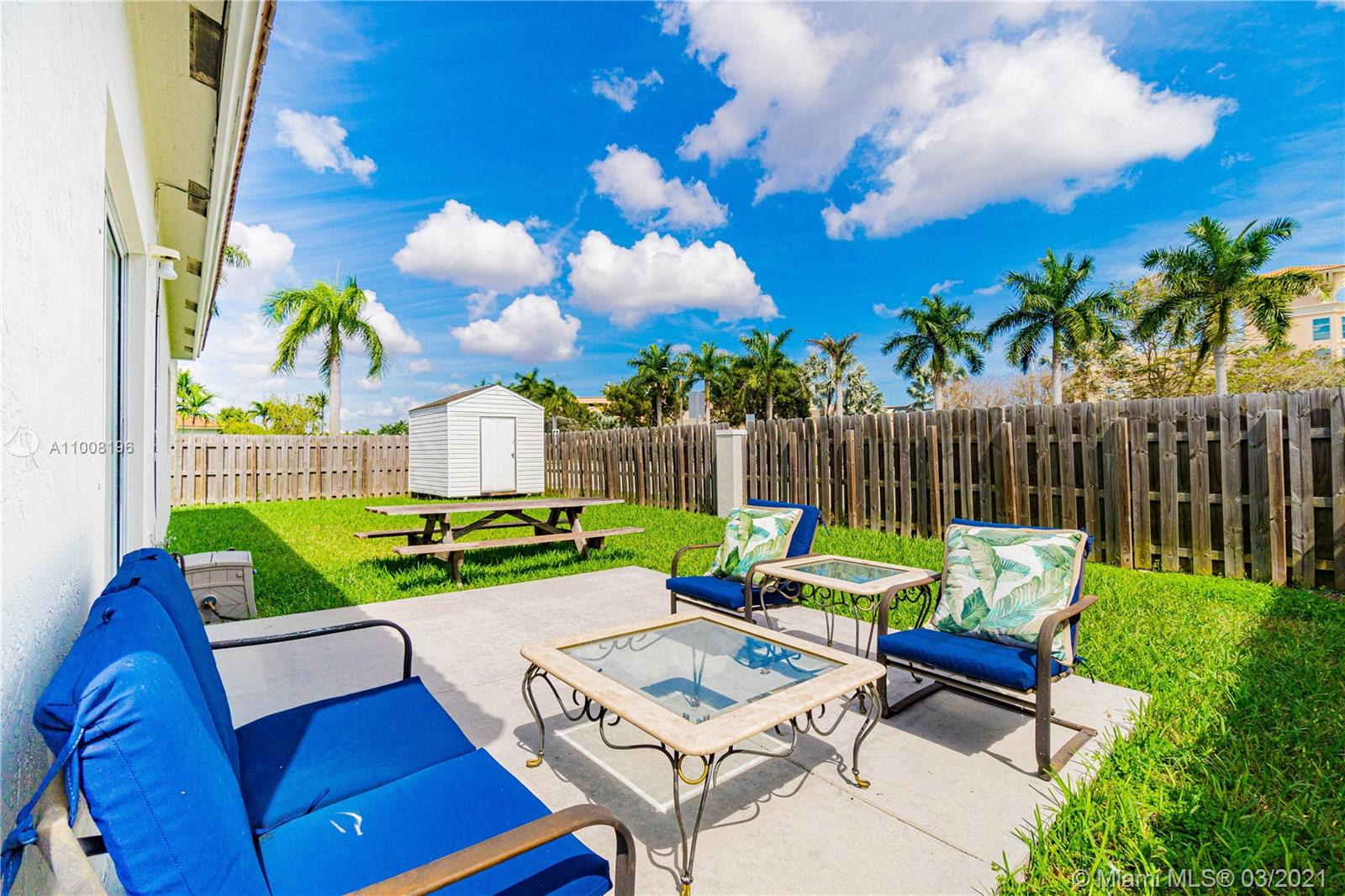 MONACO ESTATES AT KENDALL - Residential