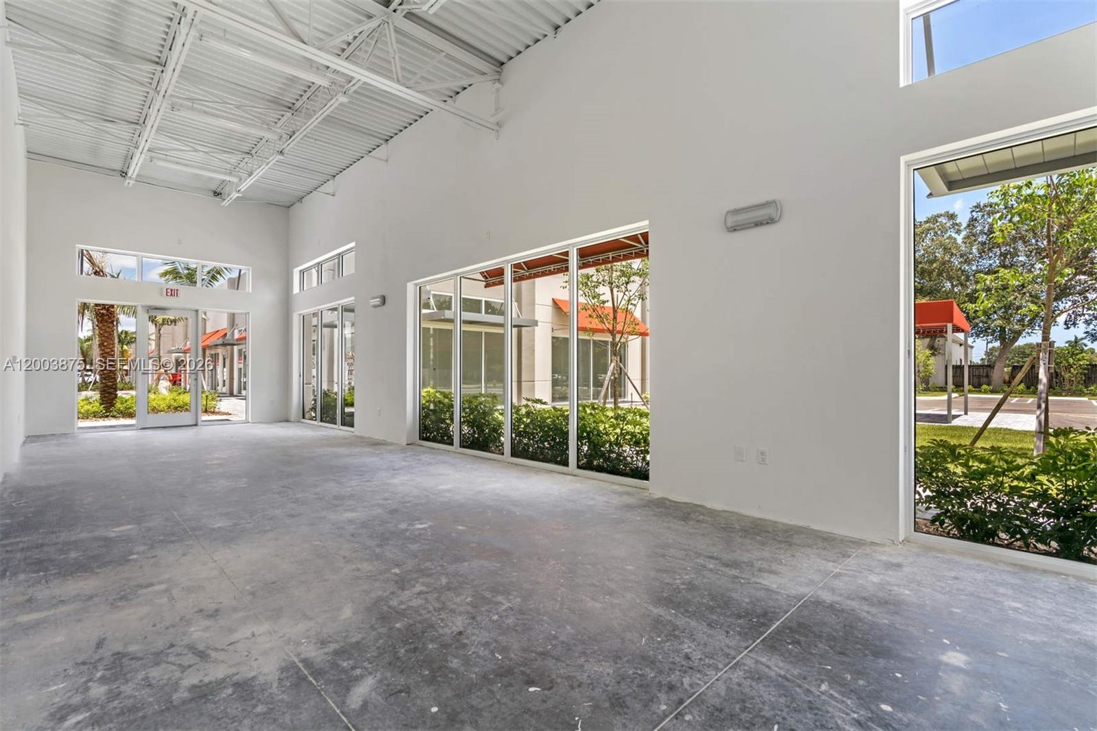 9620 Stirling Rd 101