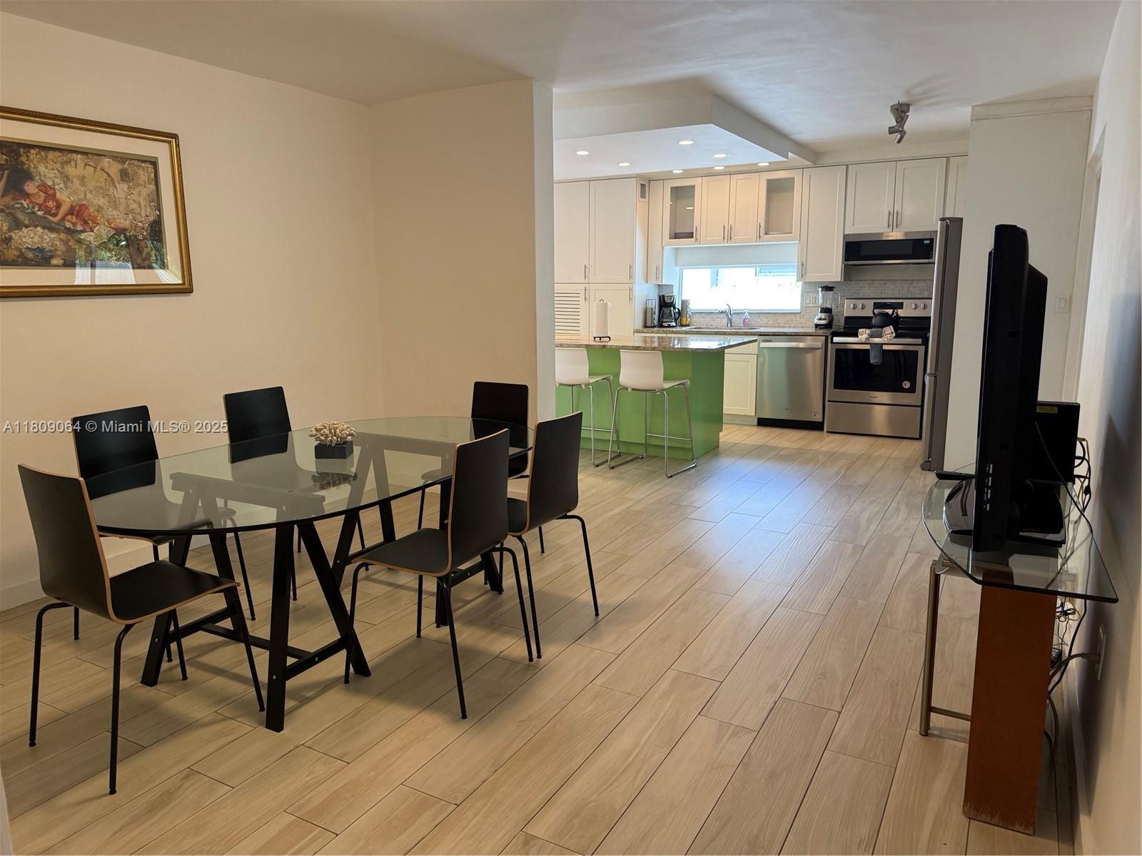 WOODSIDE - Residential Lease