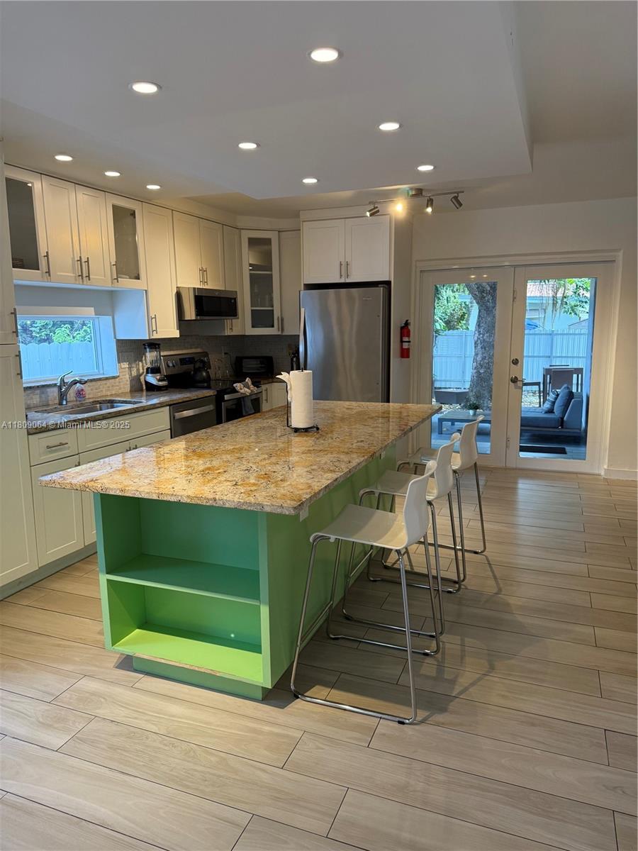 WOODSIDE - Residential Lease