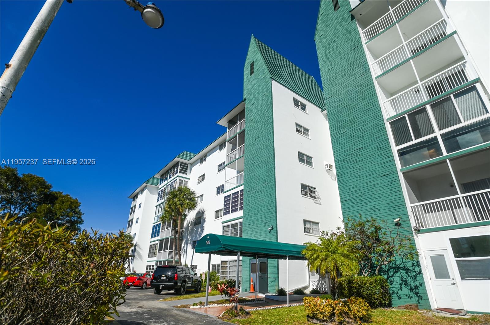 CASTLE APARTMENTS 12 COND - Residential