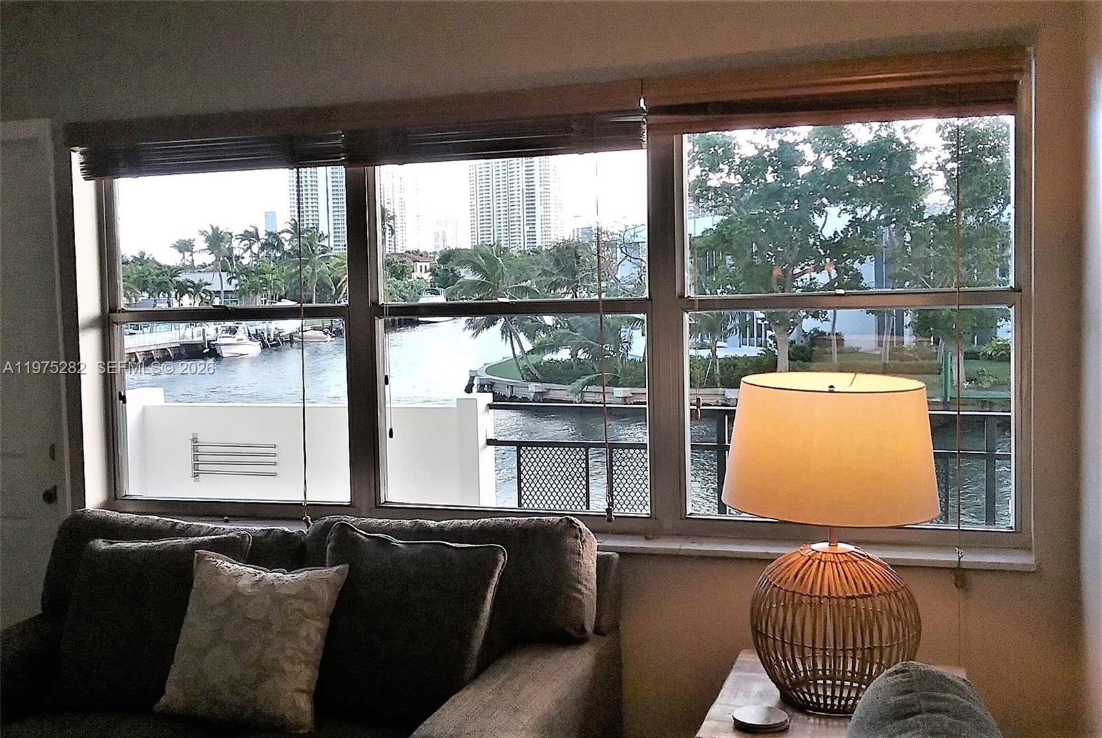 401 Golden Isles Dr 208