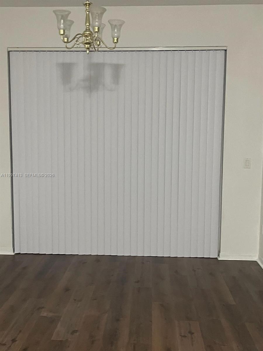 SEMINOLE ESTATES & TOWNHO - Residential