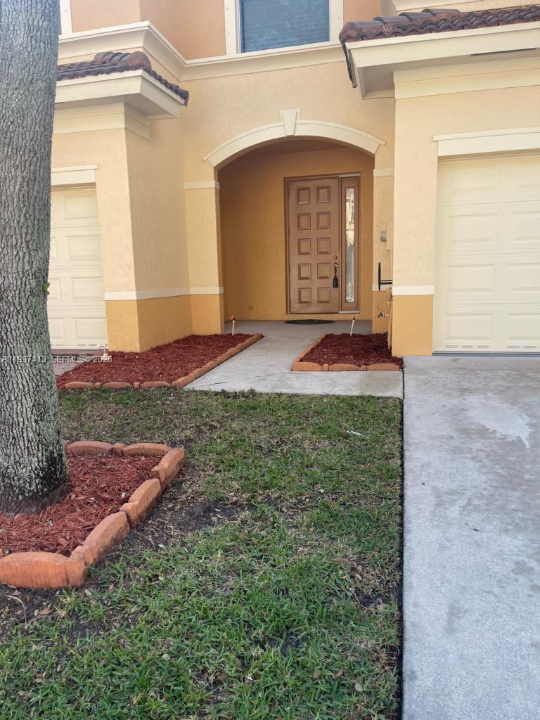 SEMINOLE ESTATES & TOWNHO - Residential