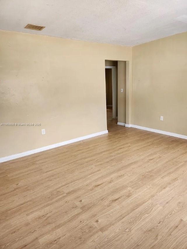 Welcome Home! Beautiful 2 bedrooms, 1-bath home ready for moving in. Property is in close proximity to schools, shopping, and highways. Monthly rent includes water. Requirements include,
1. Valid Photo ID
2. Proof of income: (example: pay stubs (8 weeks), retirement, SSI, child support, disability, and if self-employed, you will need W2 2024 tax return and bank statements for 2months
3. Employed for at least a year.
4. No eviction in 5 years
5. Process takes 2-3 business days