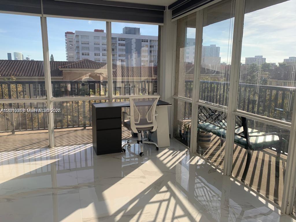 AVANT GARDE CONDO - Residential