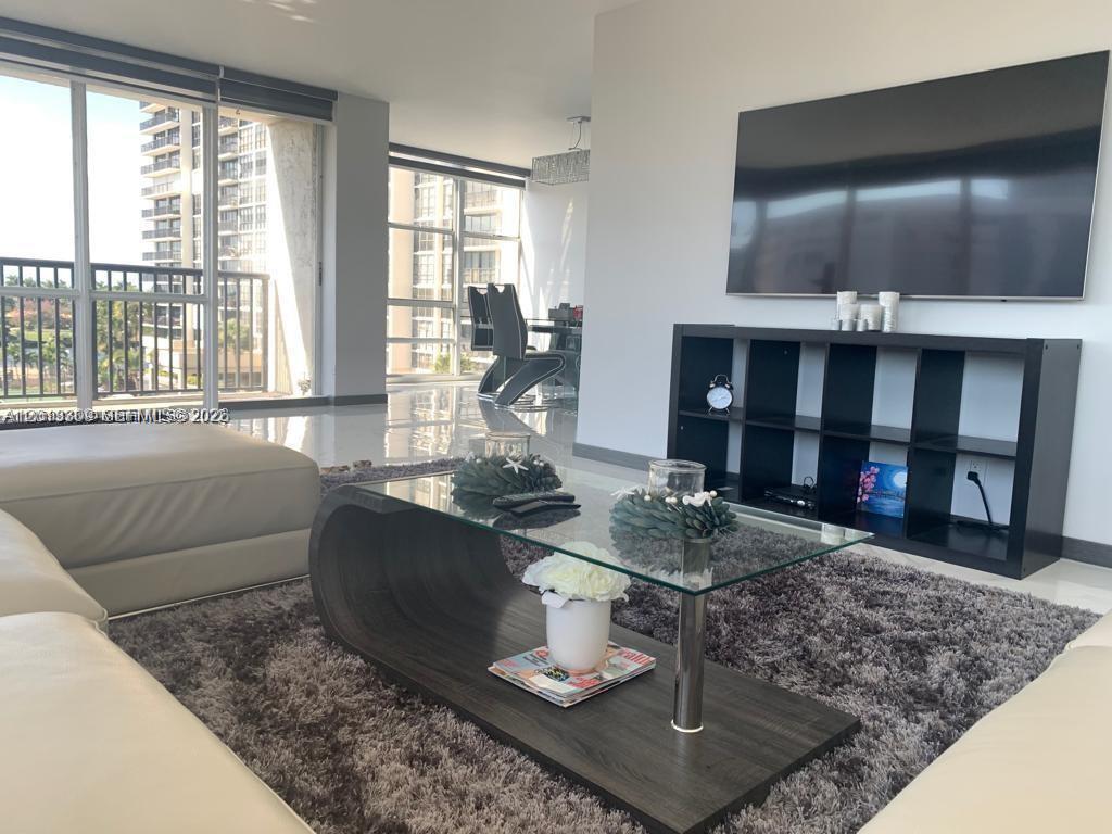 AVANT GARDE CONDO - Residential