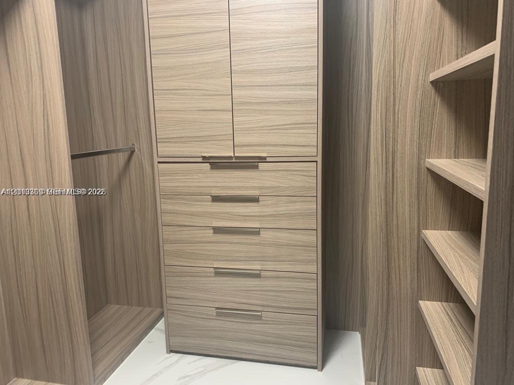 AVANT GARDE CONDO - Residential