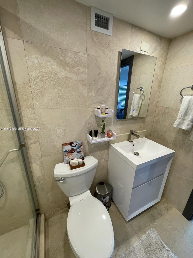 AVANT GARDE CONDO - Residential
