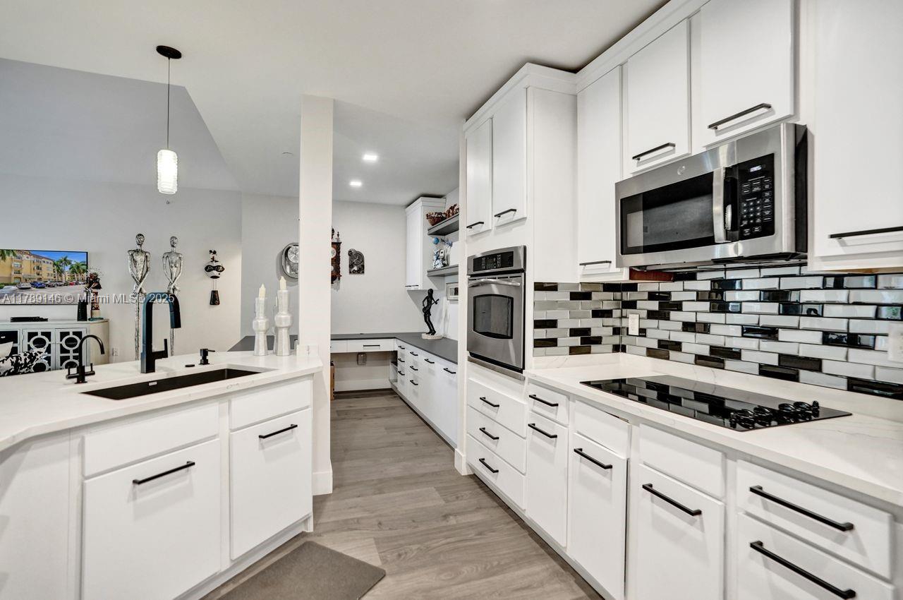 16101 Emerald Estates Dr 342