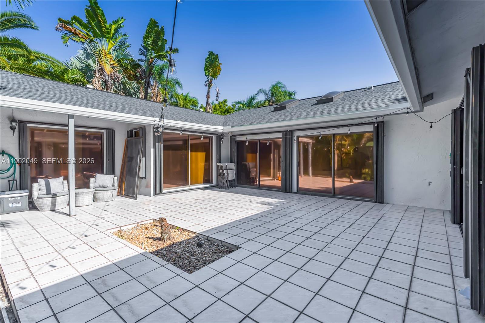 BEACHWOOD HEIGHTS - Residential