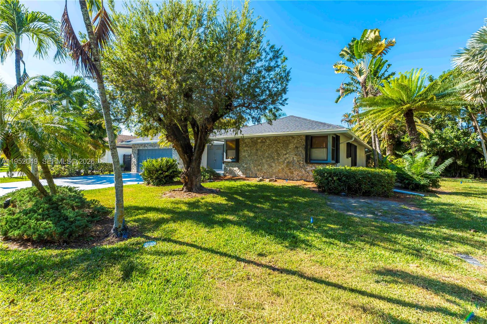 BEACHWOOD HEIGHTS - Residential