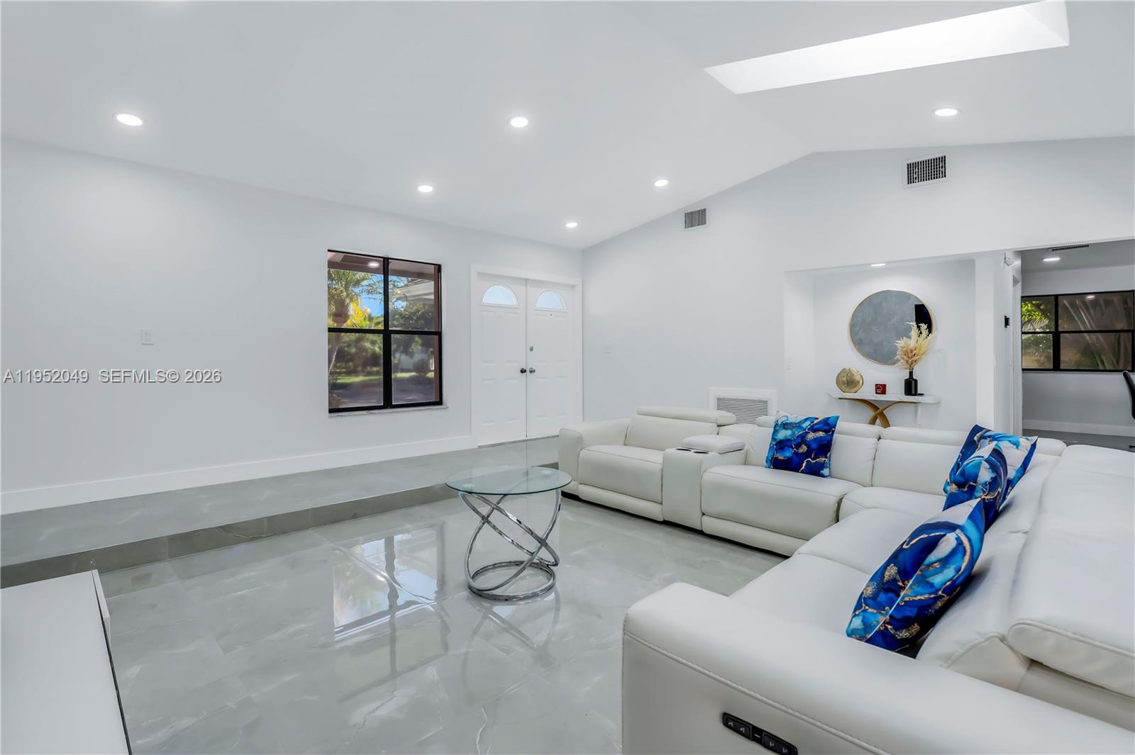 BEACHWOOD HEIGHTS - Residential