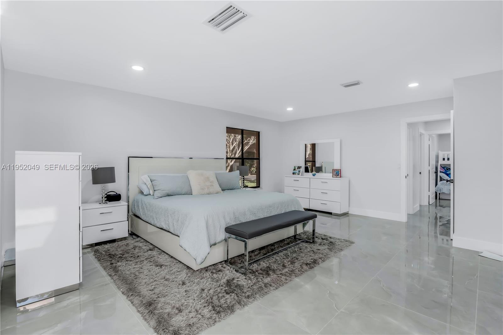 BEACHWOOD HEIGHTS - Residential