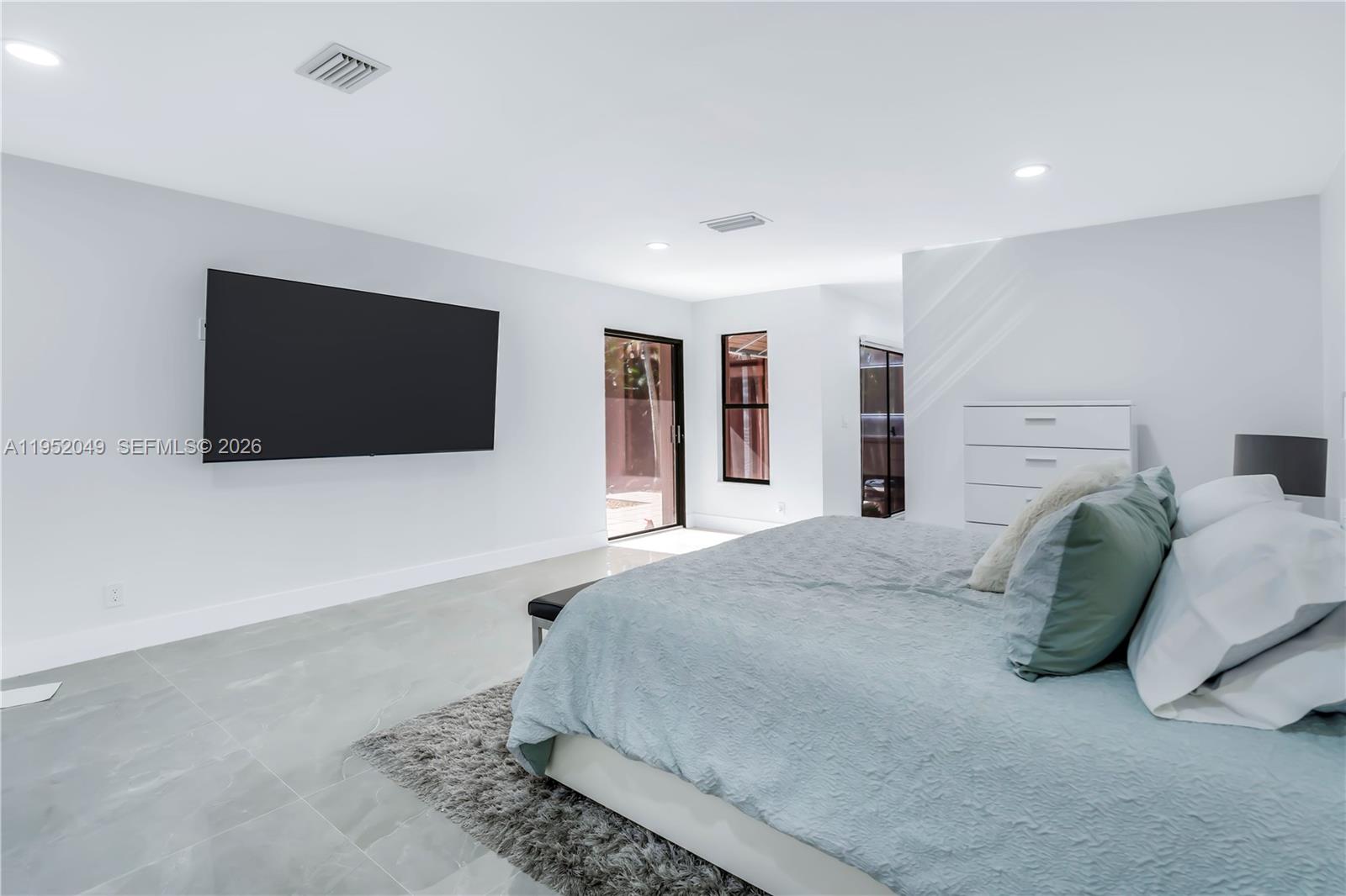 BEACHWOOD HEIGHTS - Residential