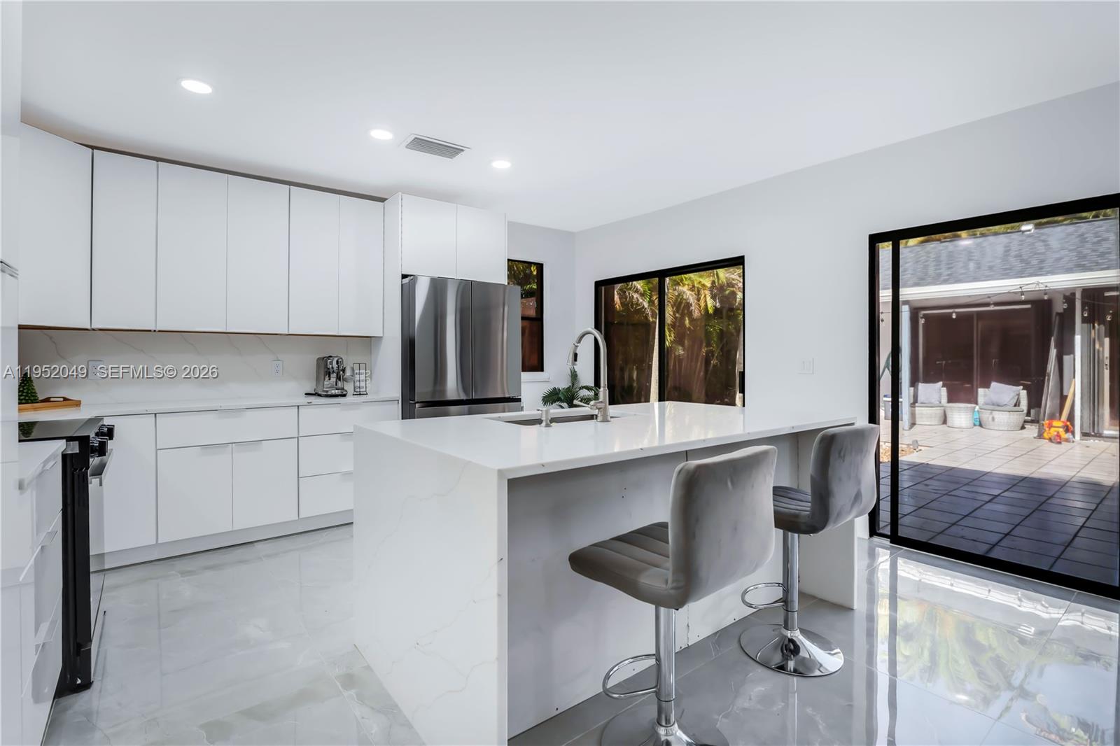 BEACHWOOD HEIGHTS - Residential