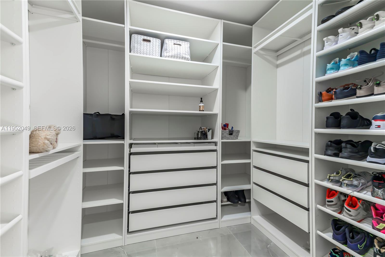 BEACHWOOD HEIGHTS - Residential