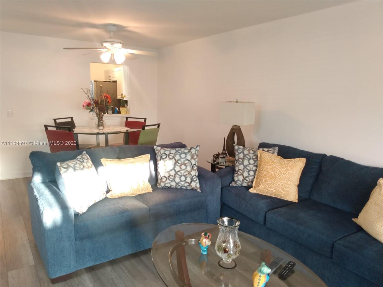 CAMELOT VILLAGE SEC 3 - Residential