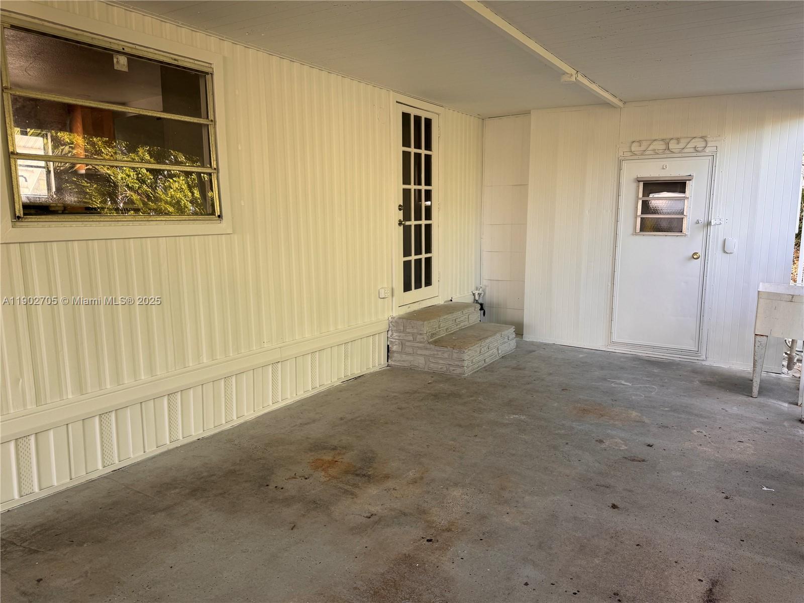 Everglades Lakes - Residential